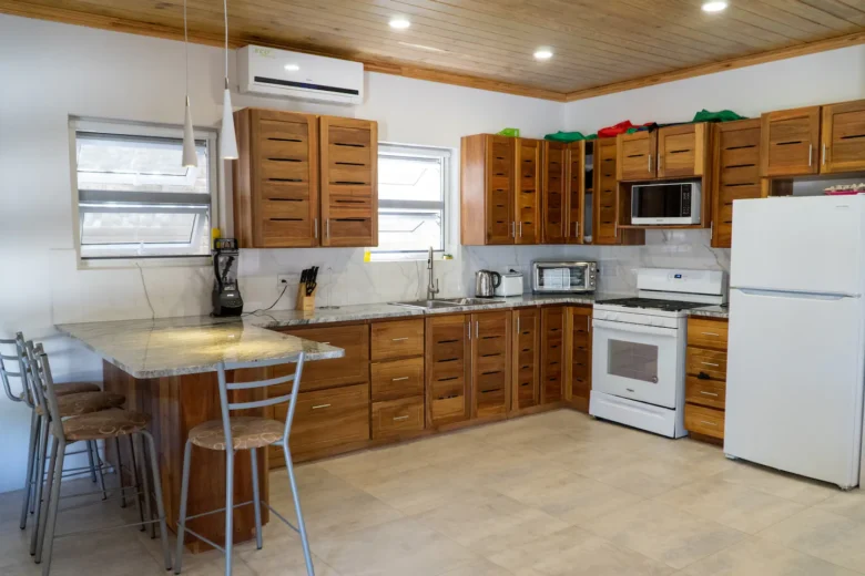 Beachsideway Lance aux Epines vacation rental kitchen space